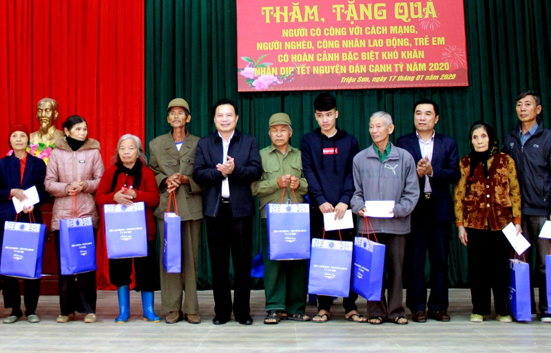 Tặng quà tết tại Thanh Hóa