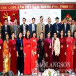 Trang chủ 105 quyen tre em lang son