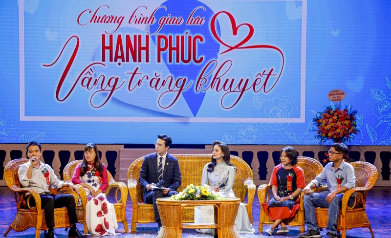 Chương trình giao lưu Hạnh phúc vợ chồng người khuyết tật được Hội Bảo trợ NKT và Trẻ mồ côi Việt Nam phối hợp cùng Hội Liên hiệp Phụ nữ Việt Nam tổ chức 5 năm 1 lần.
