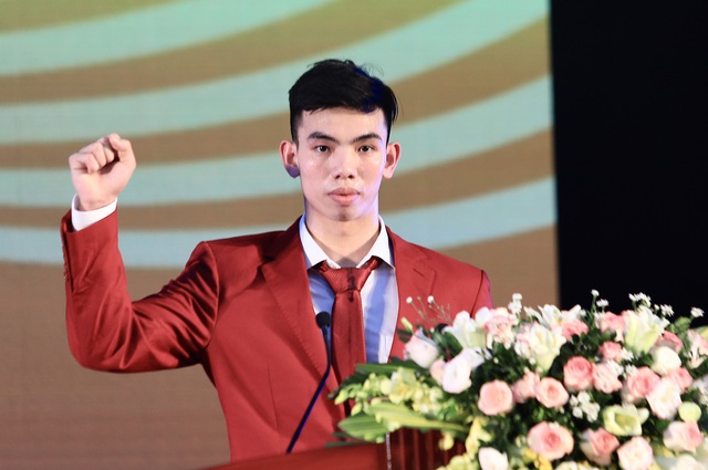 "Kình ngư" Nguyễn Huy Hoàng sẽ đọc tuyên thệ tại Lễ khai mạc SEA Games 31 - Ảnh 1.