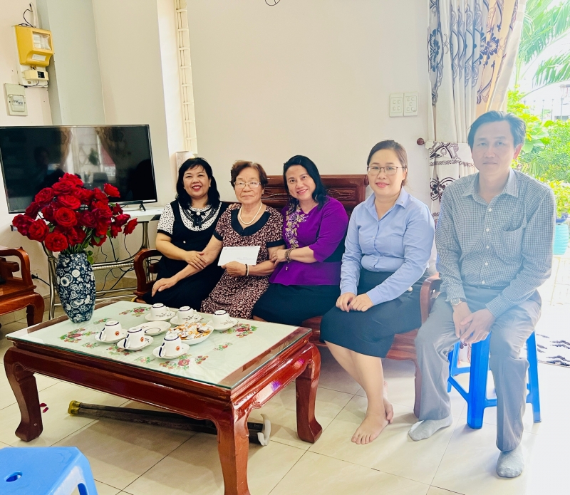 Bà Trần Thị Xuân Mai – GĐ Sở LĐ-TB&XH TP.Cần Thơ: Không để một gia đình chính sách nào có mức sống dưới mức trung bình so với mức sống bình quân nơi họ cư trú.