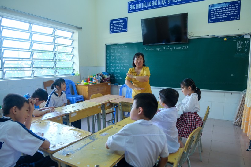Hoạt động lớp học tại Trường dạy trẻ khuyết tật Thành phố Cần Thơ.