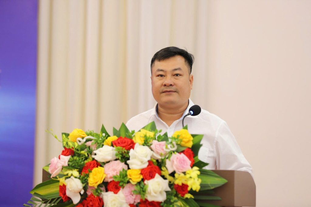Ông Nguyễn Hồng Thái - Tổng Biên tập Tạp chí điện tử Đồng Hành Việt phát biểu bế mạc.
