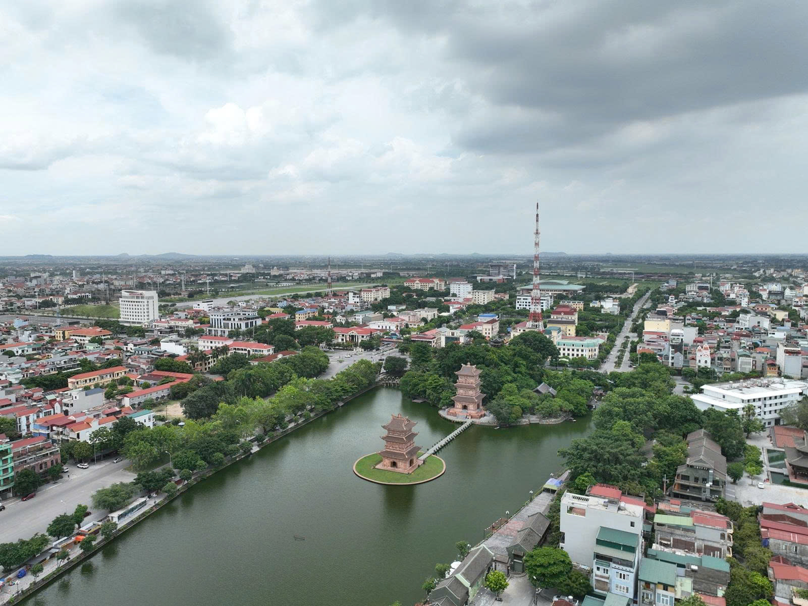 Ninh Bình: 9 khu, điểm du lịch tạm dừng hoặc hạn chế hoạt động do bão số 4 3 1787566490150 7526414300817597029 g6397956038230617052 4a4d62287b3e912b2d4e0c9176f27f63