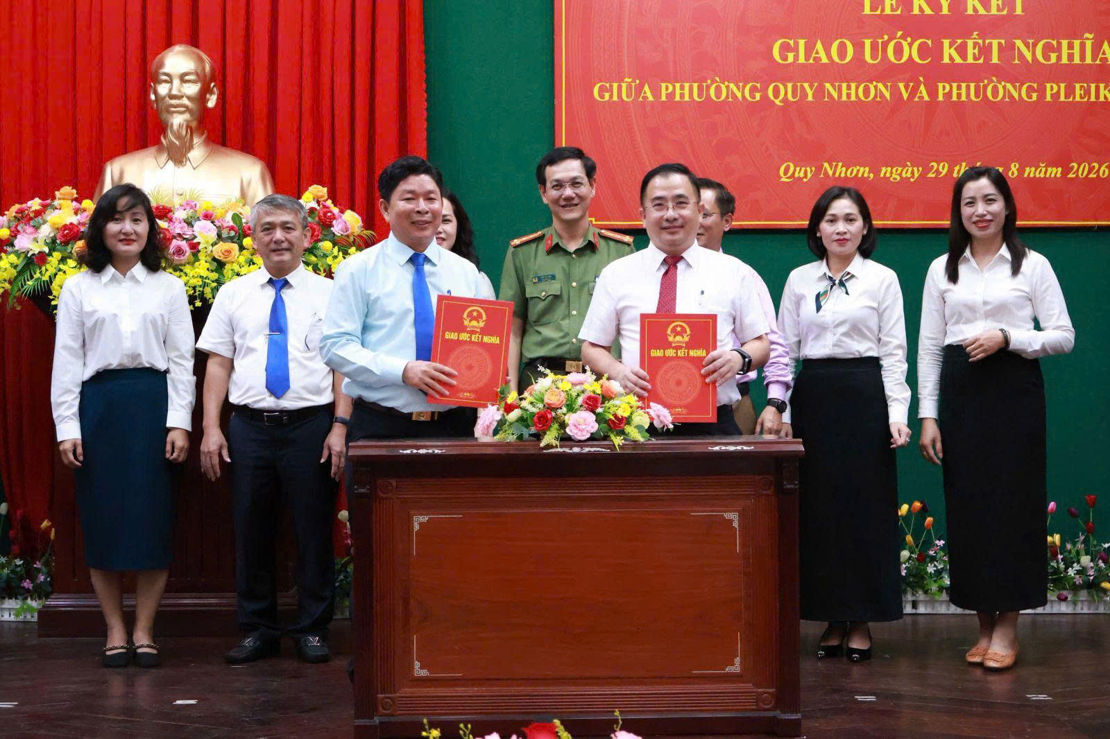 Gia Lai: Phường Quy Nhơn và phường Pleiku ký kết giao ước kết nghĩa, mở rộng không gian hợp tác 6 1788167812019 2798953469343320257 g6397956038230617052 0b1e728a6345ca68fe08e32949967a81