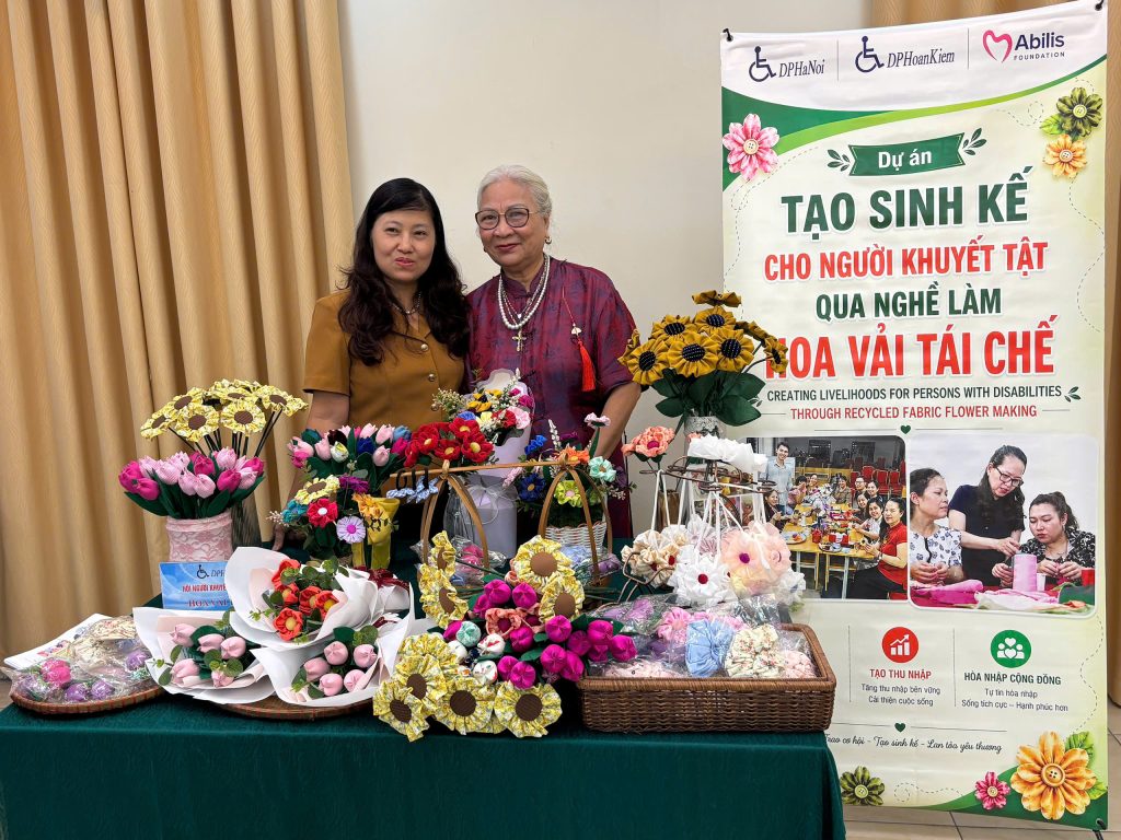 Khơi nguồn sinh kế xanh từ những tấm vải vụn 36 1790782875074 2080546036908021947 7410229175938231218 10c69e7f901ef933ad071cdc39a0f1c8