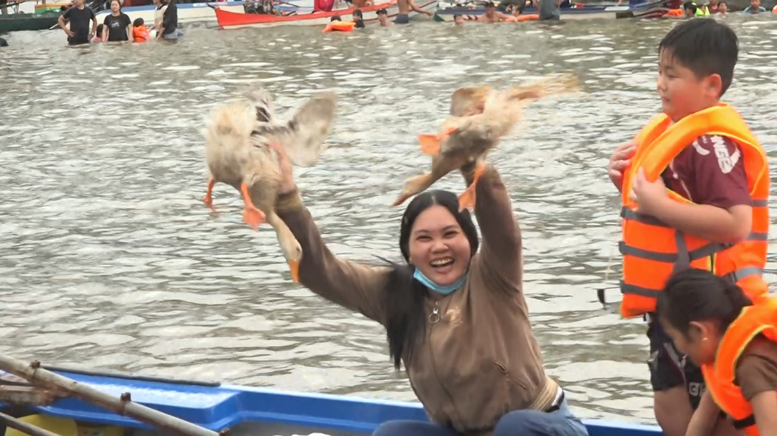 An Giang: Khơi dậy sinh kế và nét đẹp văn hóa từ mùa nước nổi Phú Hữu 16 4 1