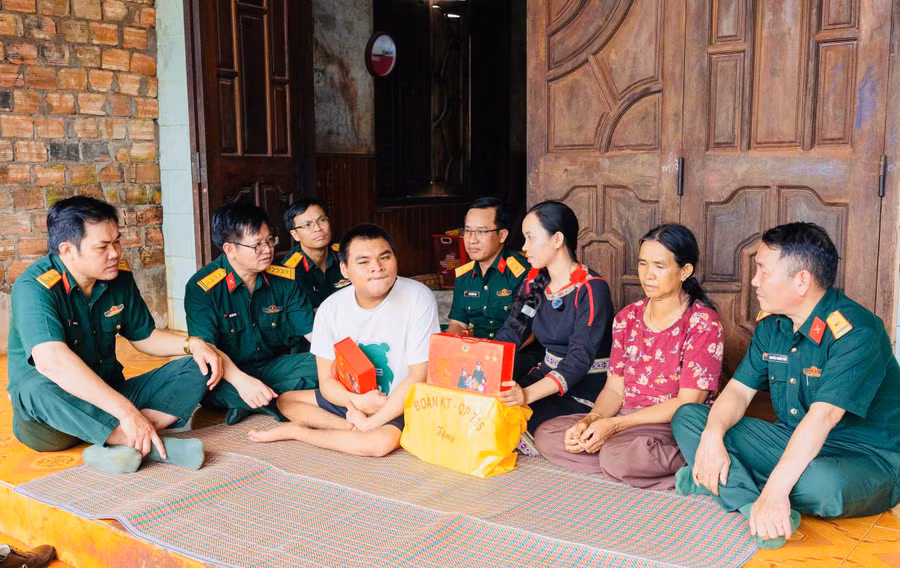 anh1