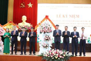 Trang chủ 121 1793432719314 6111878840032140981 g7235291857184200460 76e828781658b35704916bc3c48b4edd