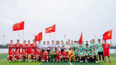 Các cầu thủ FC Trung tâm Phát thanh-Truyền hình Quân đội-Liên đoàn báo chí Thái Lan chụp hình lưu niệm với lãnh đạo ban tổ chức giải Press Cup 2025. Các cầu thủ FC Trung tâm Phát thanh-Truyền hình Quân đội-Liên đoàn báo chí Thái Lan chụp hình lưu niệm với lãnh đạo ban tổ chức giải Press Cup 2025.