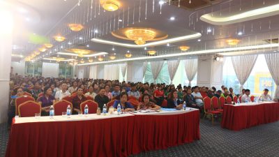 Các đại biểu tham dự hội nghị (1)