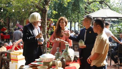 z7351535452768_352c2eb1be2bc9bb3a0609d077137786